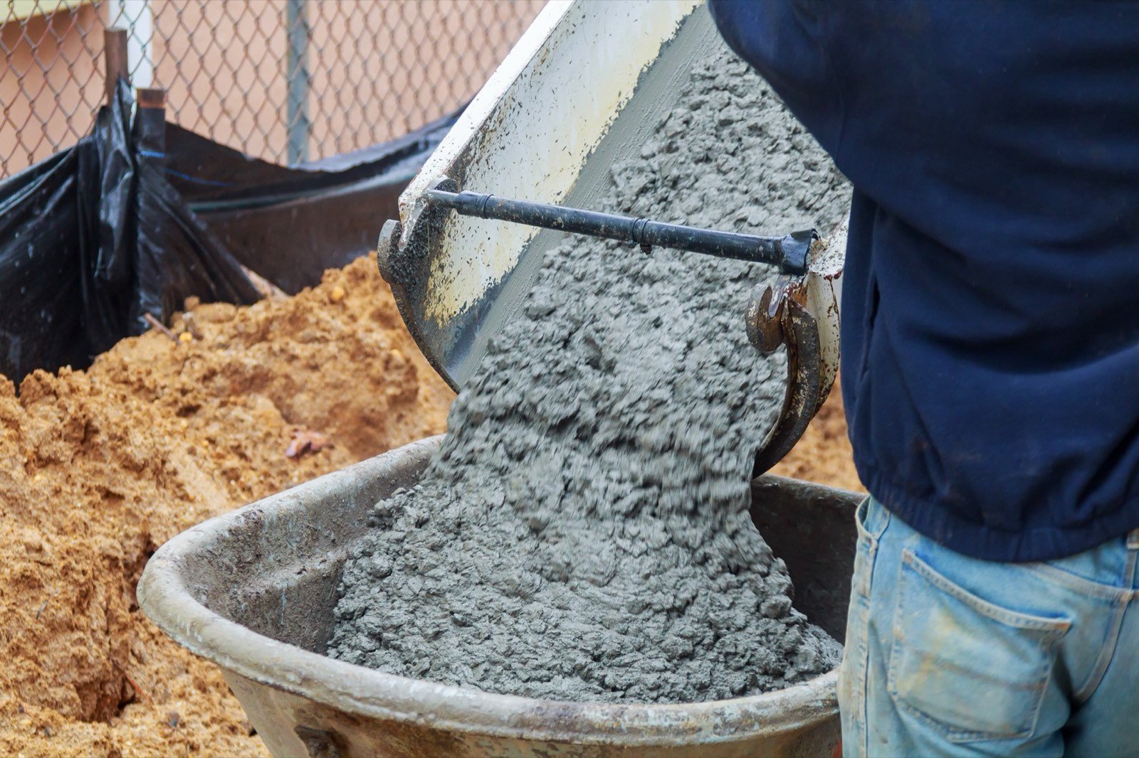 Precast concrete production and placement