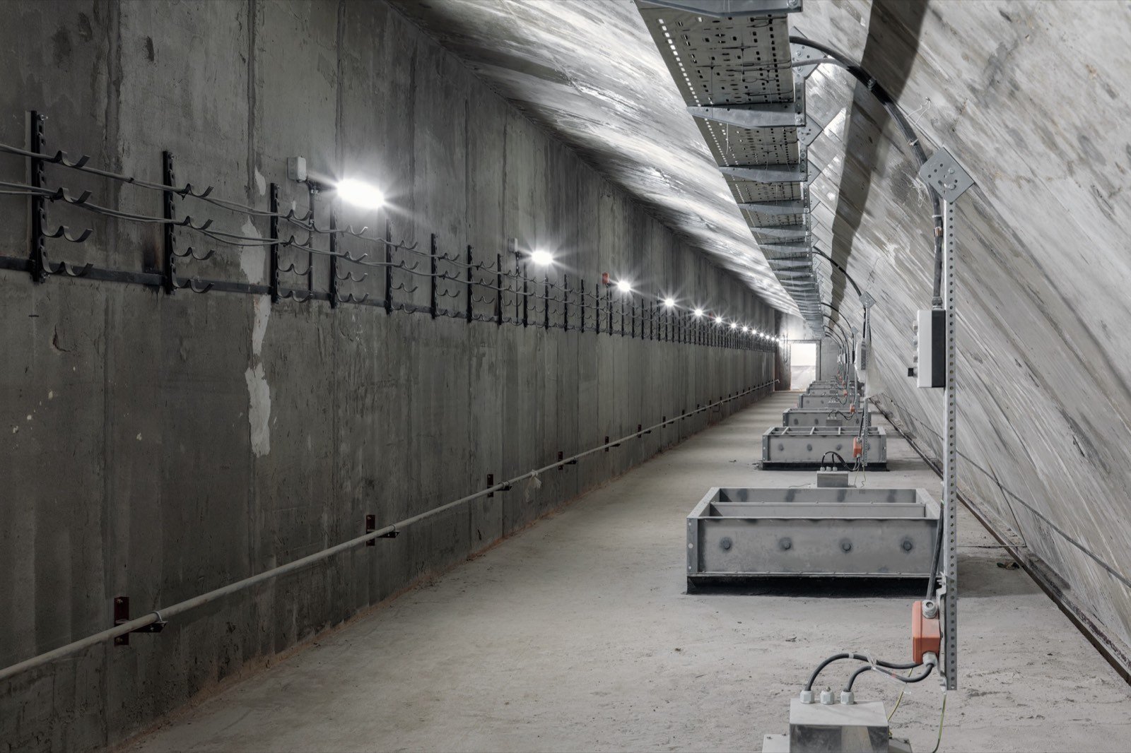 Fresh mortar workability, slump flow and fiber dispersion