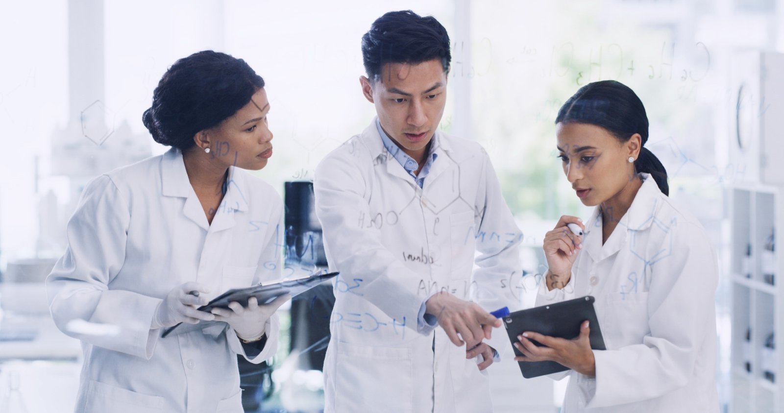 Controlled laboratory testing of fiber tensile and pullout behavior